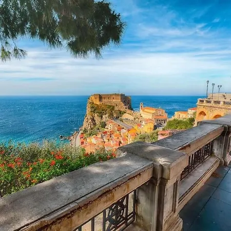 بيت للعطل E Psiche